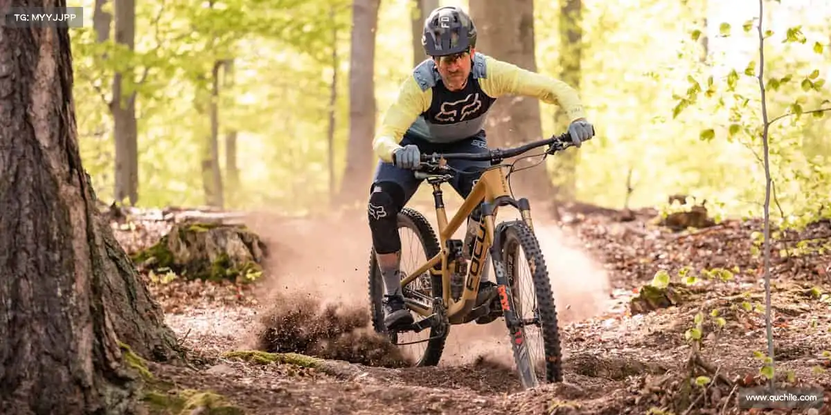 南宫NG28穿上装备,你就是下一个赛场焦点✨